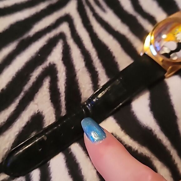 Vintage Warner Brothers Sylvester & Tweety Black & Gold Watch Wristwatch Analog - Picture 4 of 10